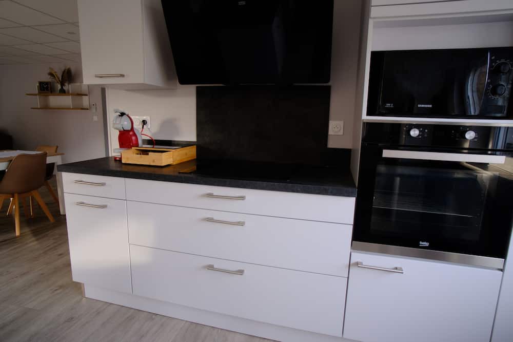 Chamousset Apartment | Évasion Savoyarde : Appartement Entre Lacs et Montagnes