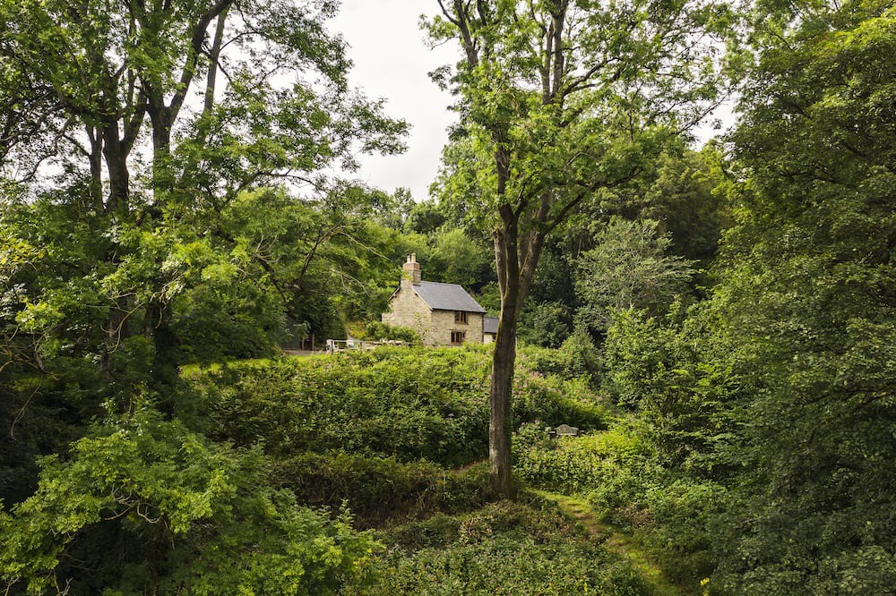 Westbrook Court Cottage | Cabalva Mill Cottage - total privacy and views over the River Wye