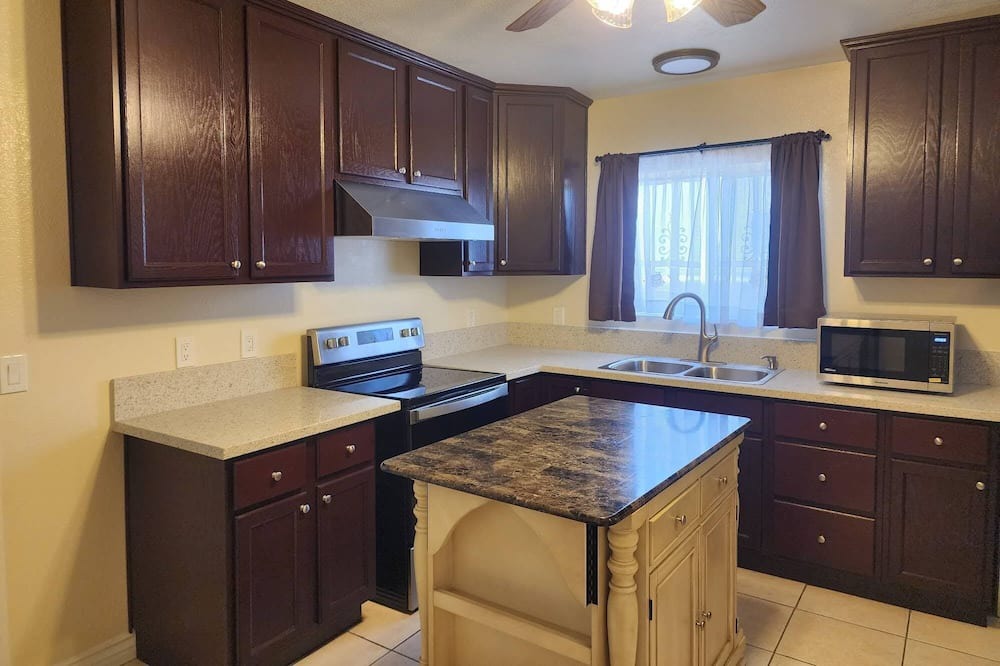 Montebello House | Private House with Assigned Parking Space!