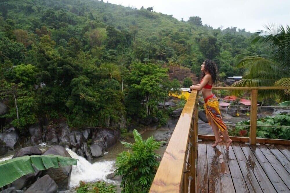 Rio Blanco House | El Yunque Waterfalls, forest and river tiny house