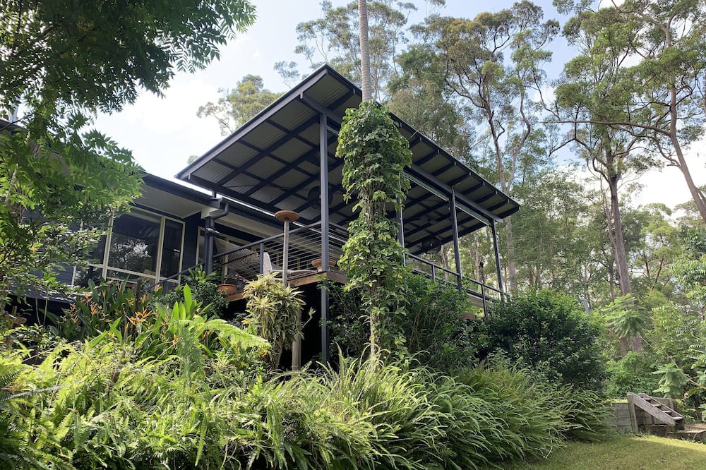 Verrierdale House | Rainforest Retreat , Pet Friendly
