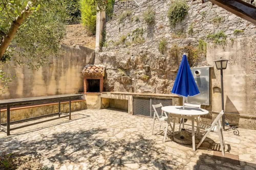 Tortorella Apartment | Vrbo Property