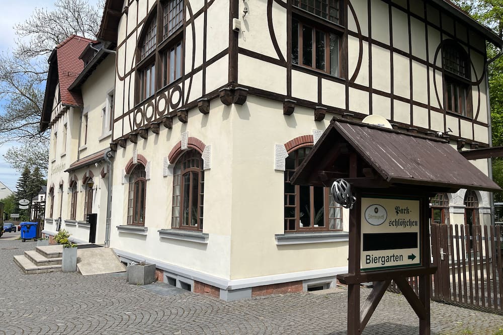 Lichtenstein House | Parkschlösschen Lichtenstein