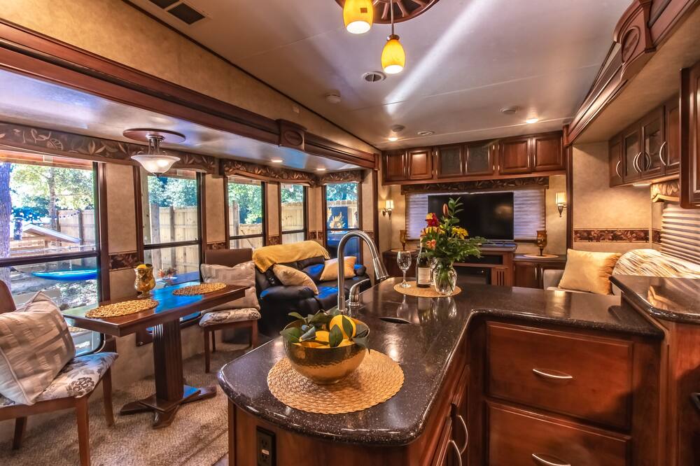 Fort Walton Beach - Destin House | Bay View, Fur Babies Welcome, Enclosed 8' privacy fence, minutes to the Beach