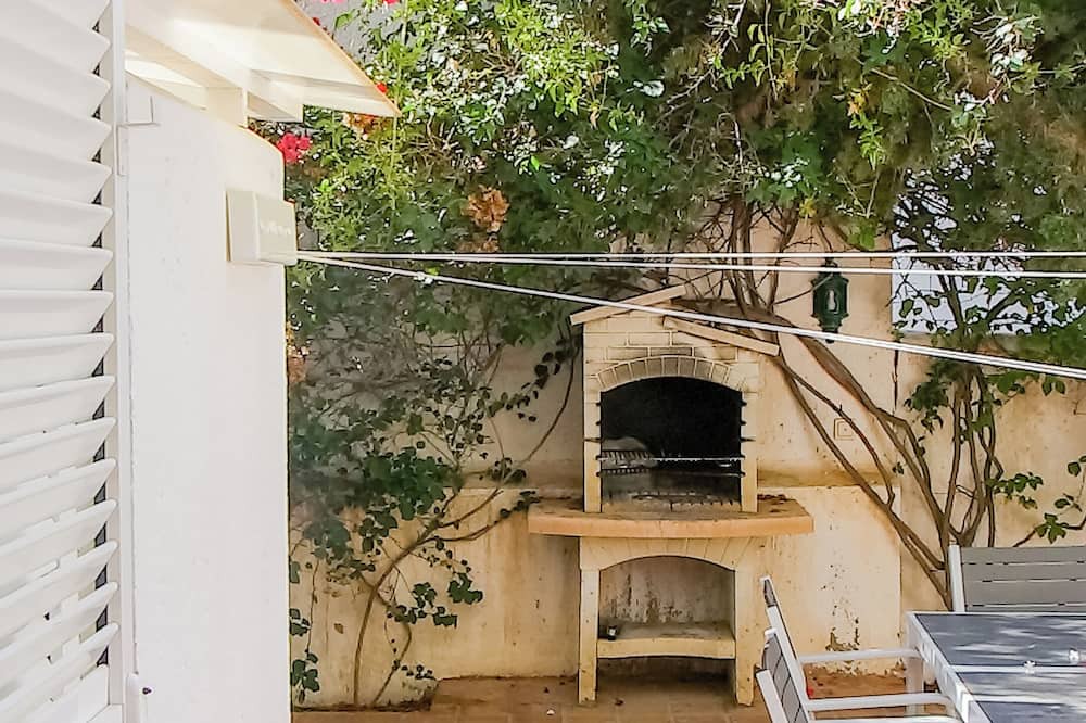 Agua Amarga House | Three bedroom house by the sea