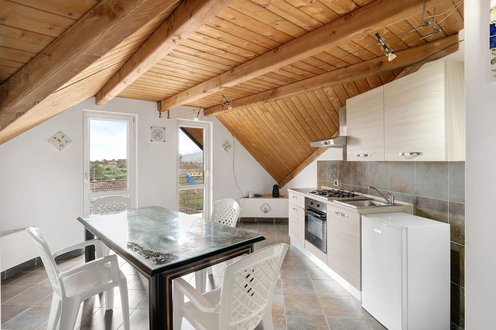 Fisciano Apartment | Apartment 'Parco San Lorenzo 1' with Balcony