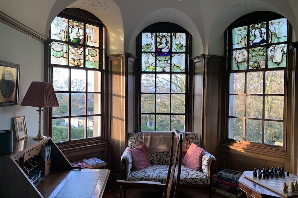 Helensburgh House | Grade 1 fairytale house at the top of Helensburgh with views over the Clyde.
