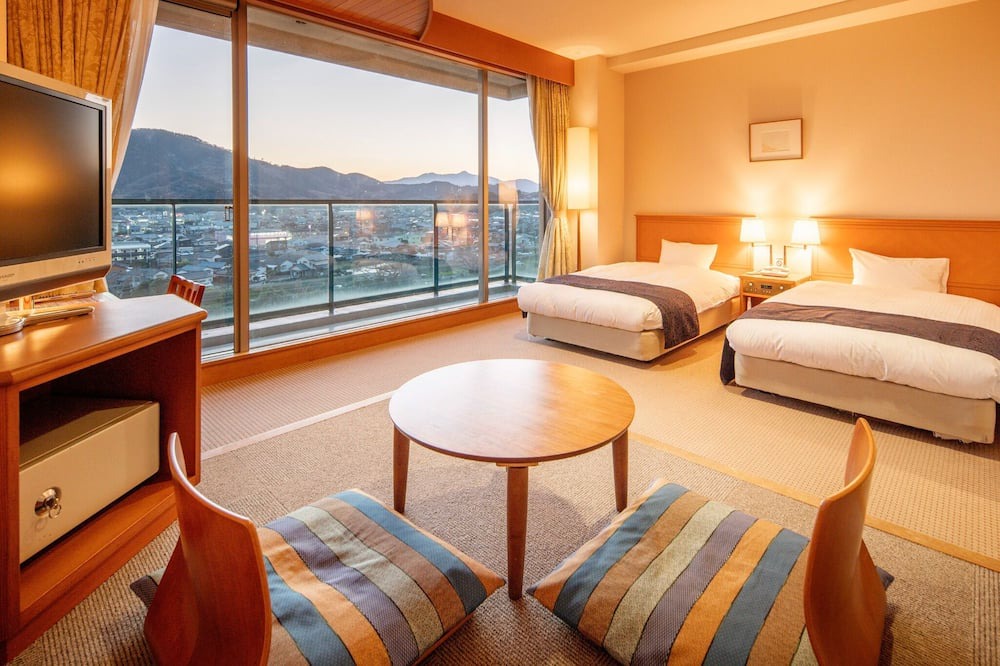 Nichinan House | Twin with unit bath 2 meals included Very popular Miyazaki beef luxury course seasonal color / Nichinan Miyazaki
