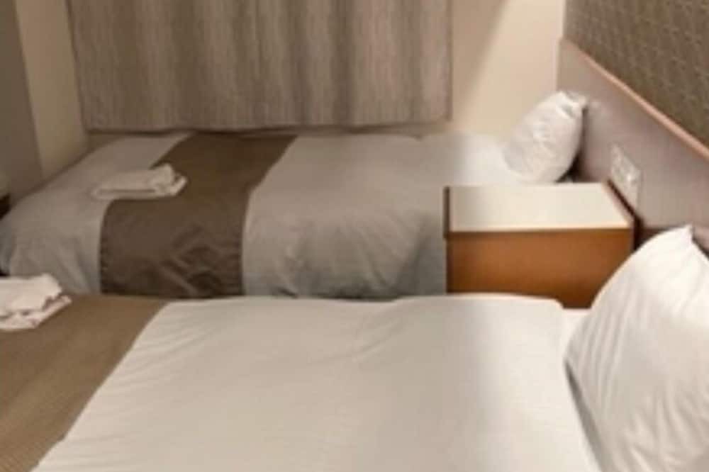 Machida House | Nonsmoking Grand Twin / Machida Tokyo