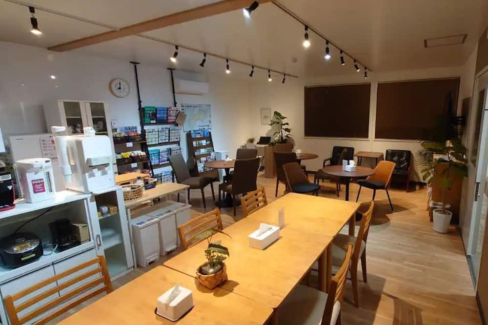 Ido-mura House | A whole guest house charter plan for friends and m / Sanuki Kagawa