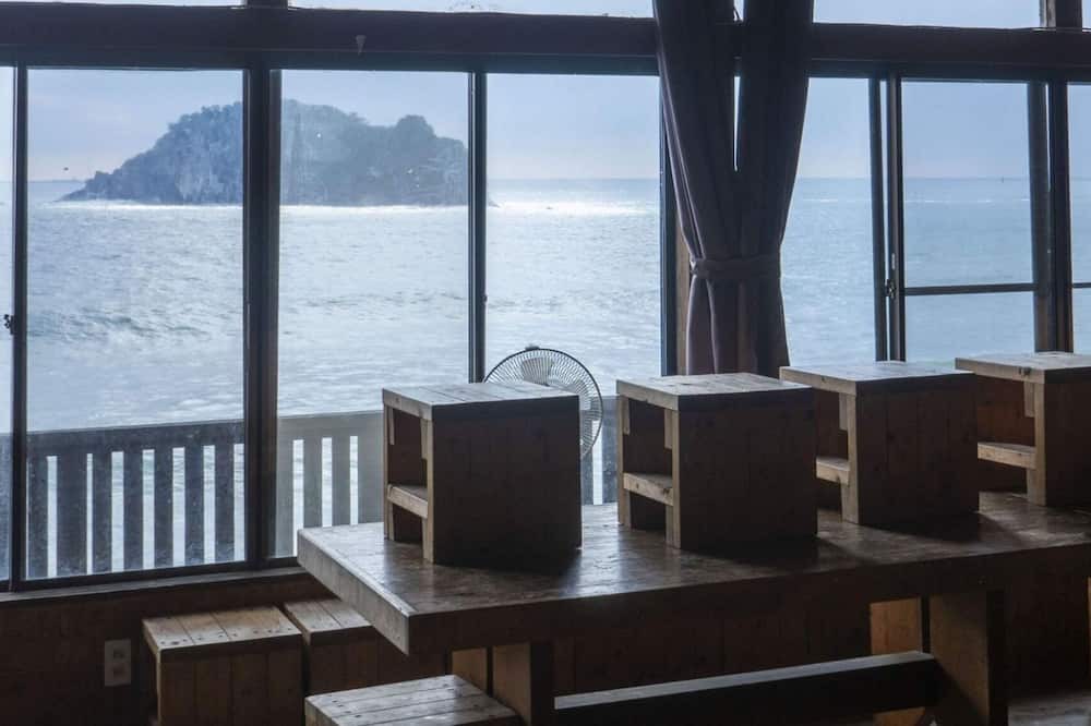 Ihama Cottage | Seaside building Detached house type for 20 peop / Kamo-gun Shizuoka