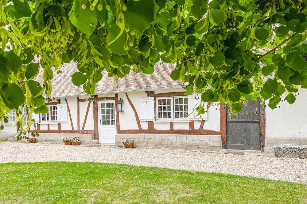 Hardencourt-Cocherel House | Charming and beautiful Norman half-timbered longhouse in idyllic countryside In the heart of the Eur