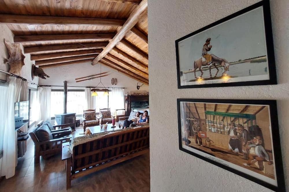 Tupungato House | Casa Pradera de Los Andes