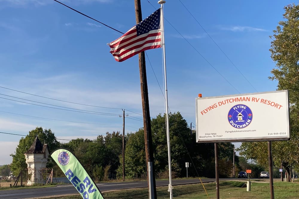 Waxahachie RV Rental | Flying Dutchman RV Resort