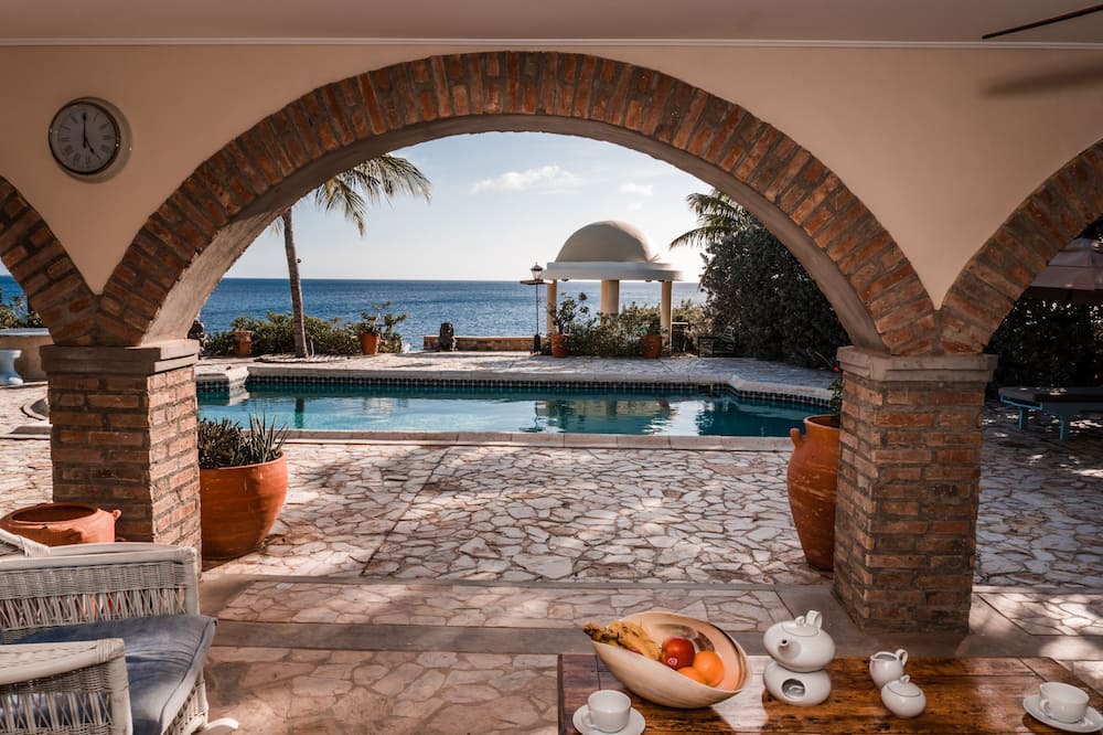 Hato Villa | Oceanfront Home 45A
