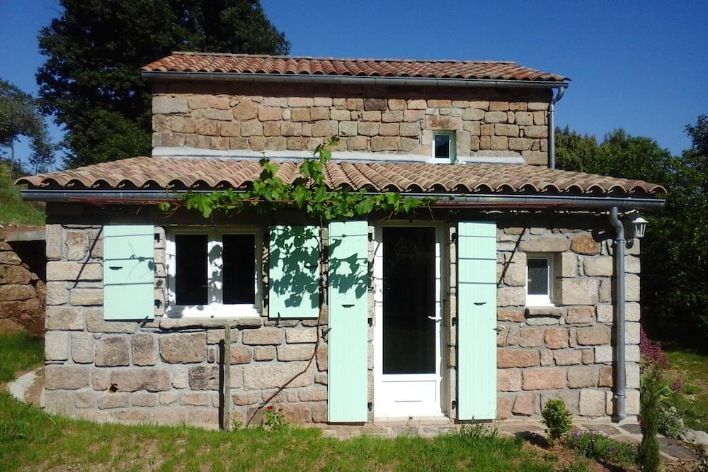 Chambonas House | Homerez - House 4 km away from the beach for 9 ppl. with shared pool and terrace
