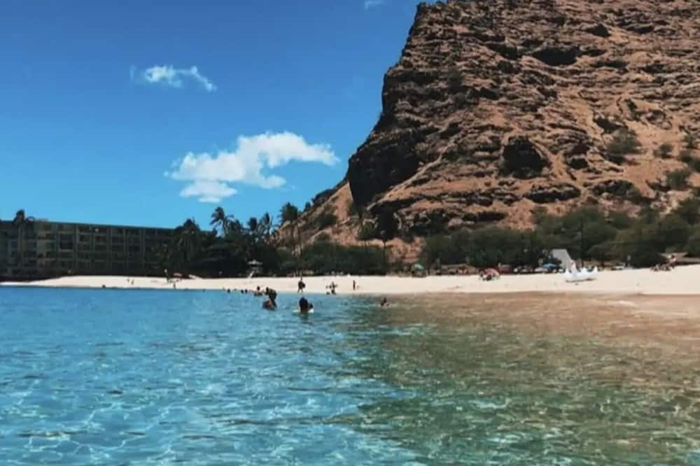 Makaha Condo | Makaha Condo With Stunning Ocean View