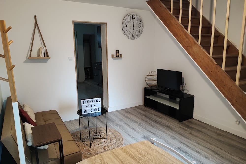 La Fere House | Charming town house.