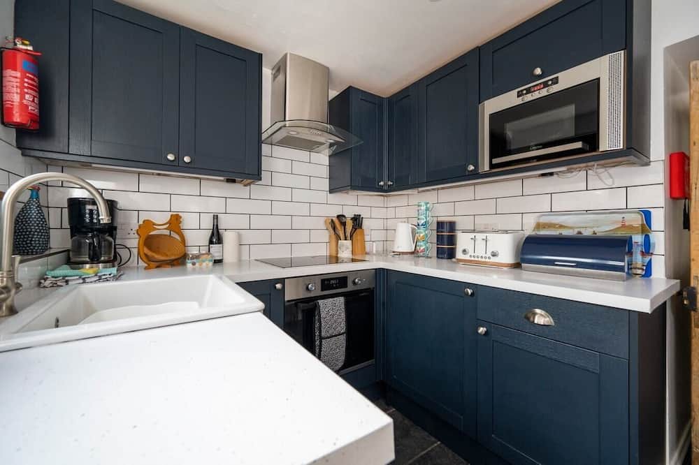 Ixworth House | Wits End Cottage, Ixworth