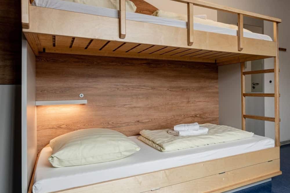 Bad Hersfeld Apartment | 2-bed room with shower room