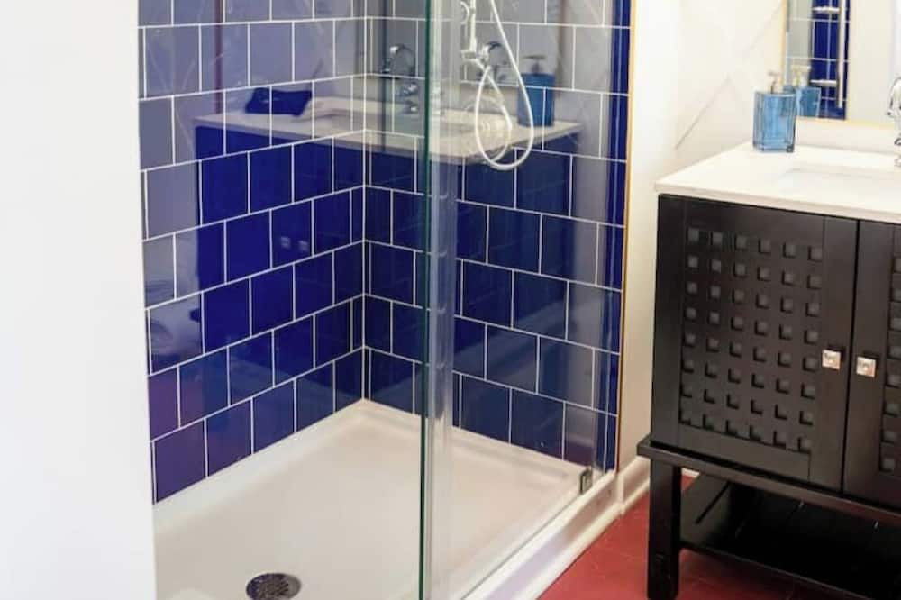 Metropolis House | The Clark: Our Vision of Clark Kent's 1st Home