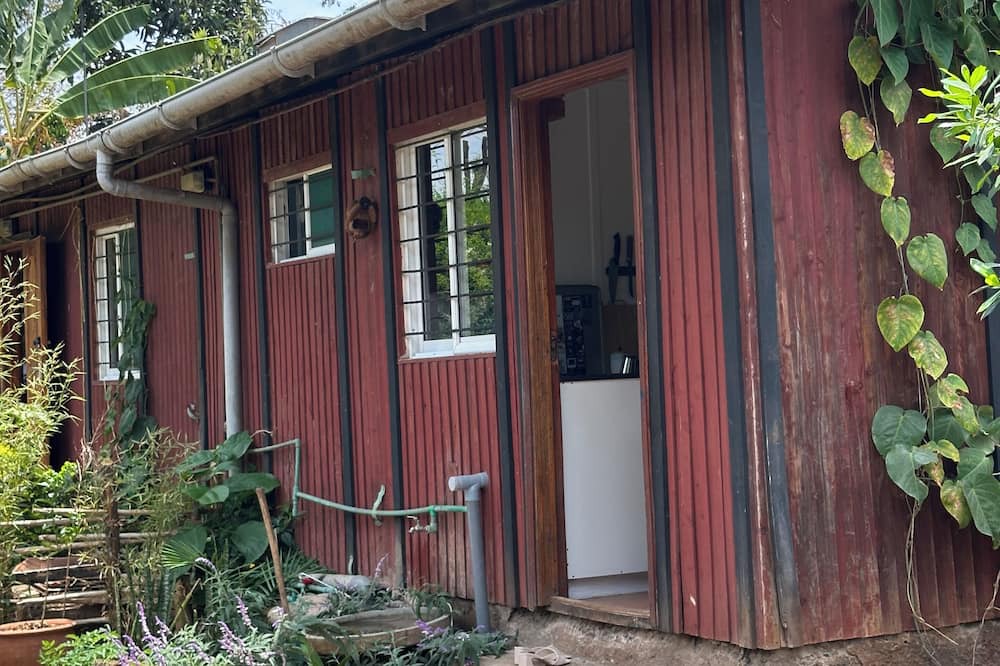 Langata Cottage | Charming 1-BR Cottage, Karen, Nairobi WiFi & Garden