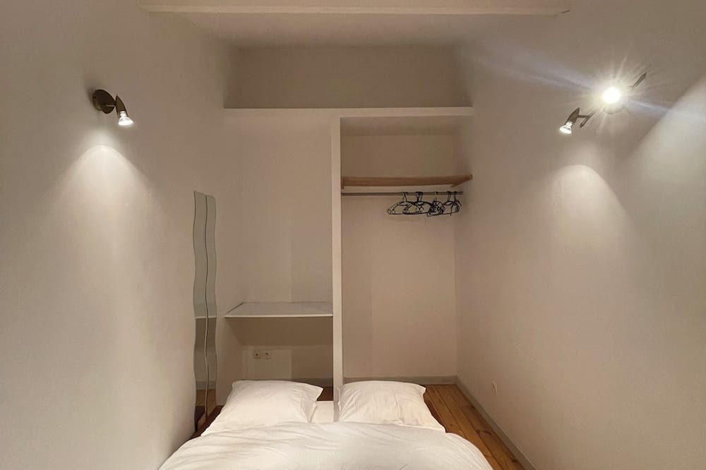 Cret de Roc Apartment | Cosy duplex Hôtel de Ville | Wifi | Netflix