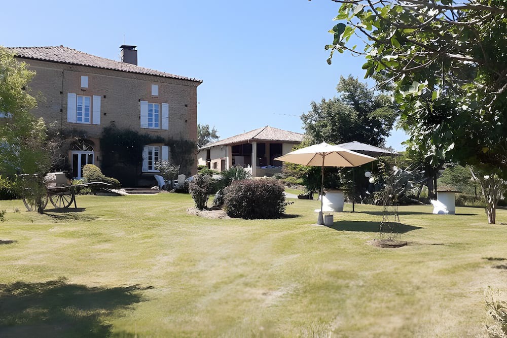 Saint-Frajou House | Holiday Home Gite Le Marquès