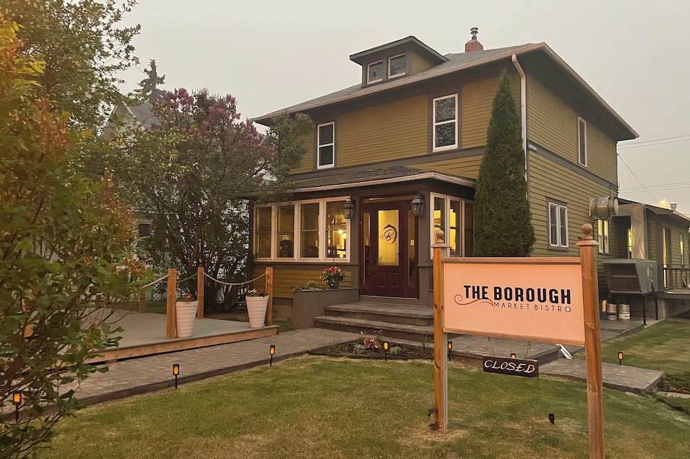 Camrose House | Century home suite located above a 5 star restaurant, In the heart of downtown!