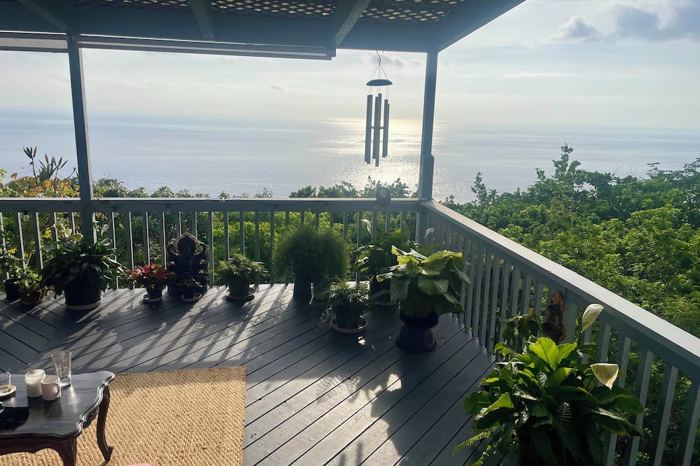 Opihihale House | Unique opportunity to live Kona, Hawaii from Nov.1-Nov.30,2025.