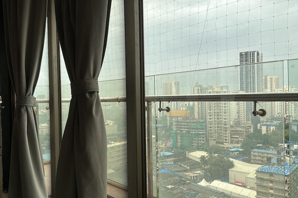 Jogeshwari West Apartment | Chic tower in enjoyable higher floor Mumbai view with fitness room, AC