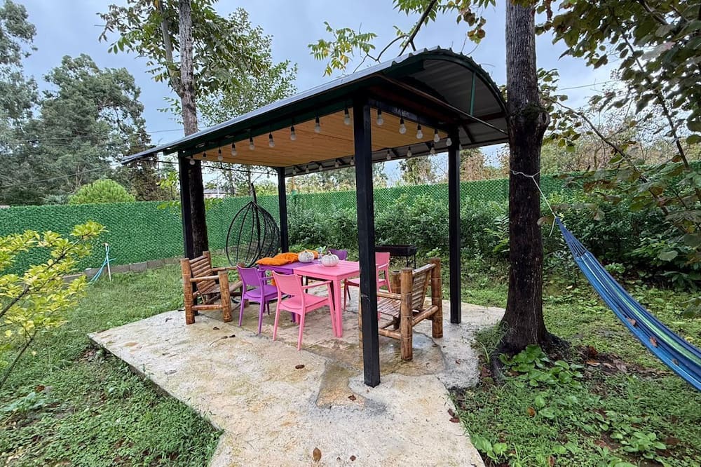 Tsikhisdziri Villa | Romantic Forest A-Frame 2BR by the Sea