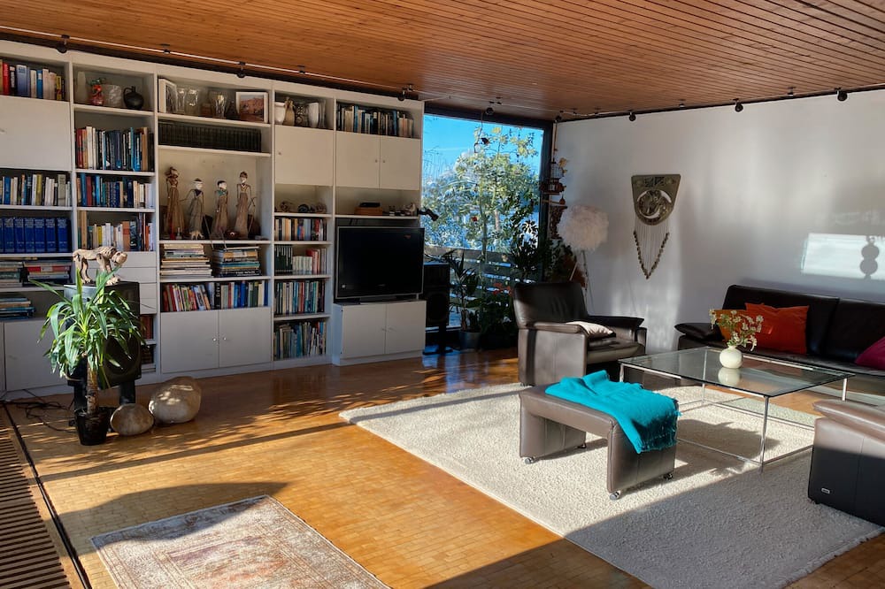 Waggum House | 128 sqm/4 rooms: sunny feel-good bungalow with garden