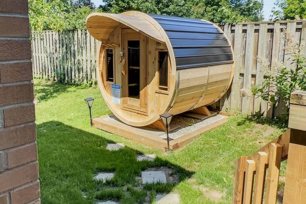 Walkerton House | Walkerton Sauna Suite