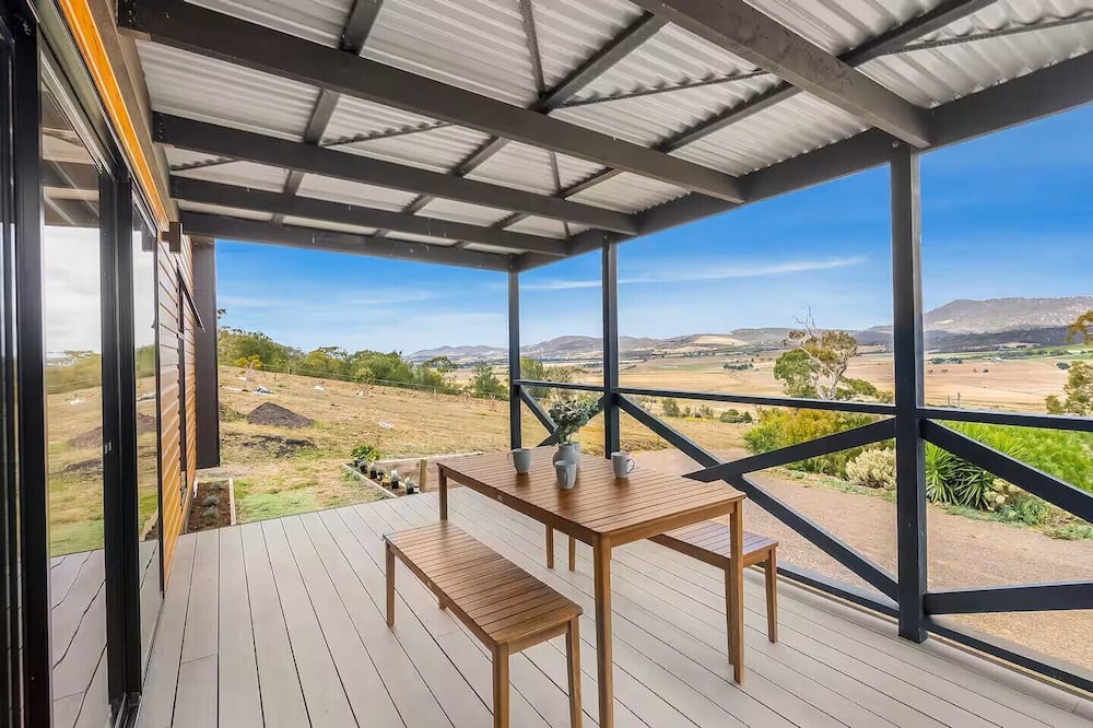 Richmond Cabin | Modern & Scenic Valley Escape