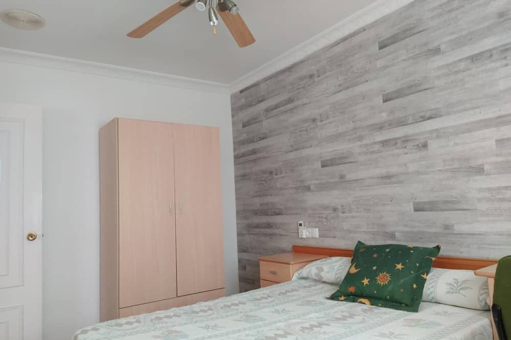 Almeria Apartment | Apartment 'Comfortable Excellent Views' with Sea View, Wi-Fi and Air Conditioning