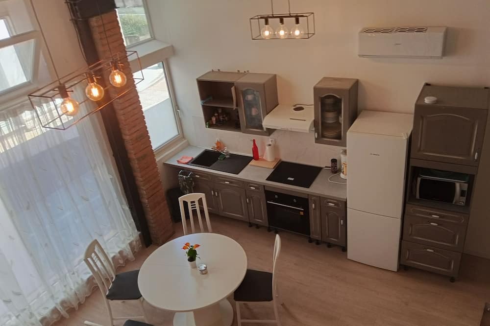 Graulhet Apartment | Atypical air-conditioned apartment, 4 to 6 p. Tarn, Albi,Gaillac,Cordes