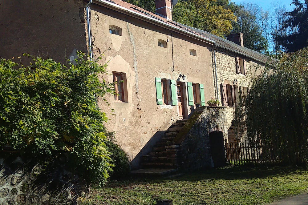 Montreuillon House | Sweet home in the Morvan mountains for nature and culture lovers
