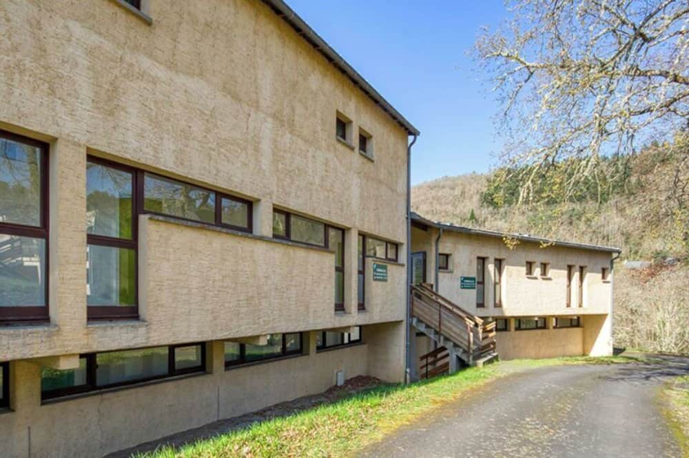 Miremont Apartment | Le Domaine de Confolant 2PD5