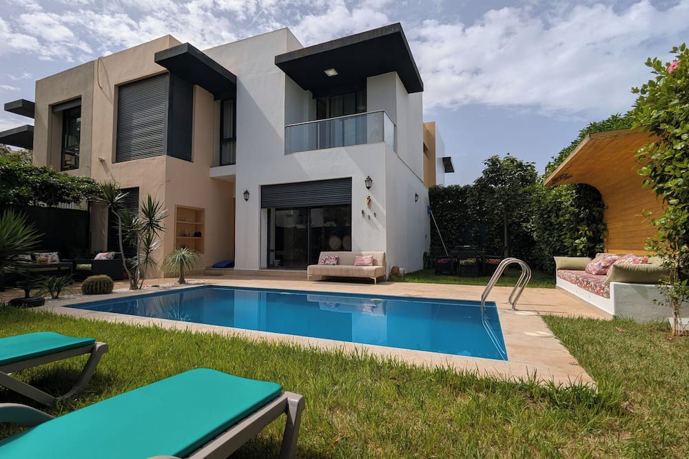 Tamariss Villa | Lovely 3-bedroom villa with Private Pool in Tamaris