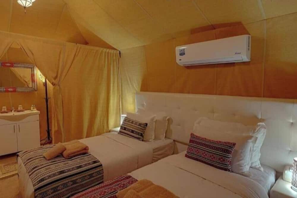 Merzouga Apartment | Deluxe Double Room #1