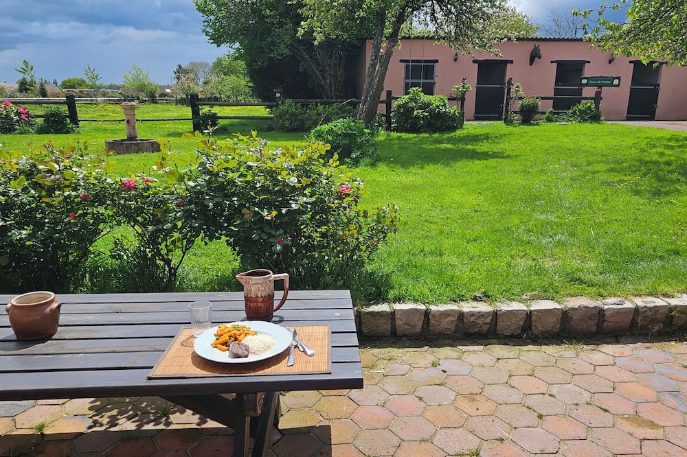 Friaize House | Large country house at the gateway to the Perche, 20 minutes from Chartres