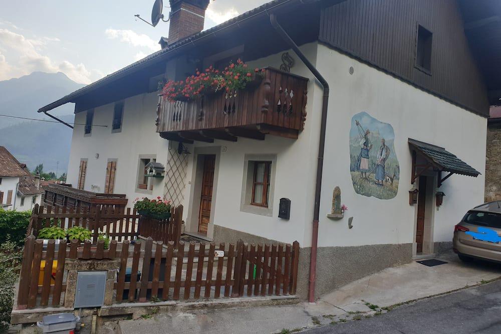 Ovaro Apartment | Patty House, Liariis di Ovaro - Carnia - Udine, a few kilometers from Zoncolan