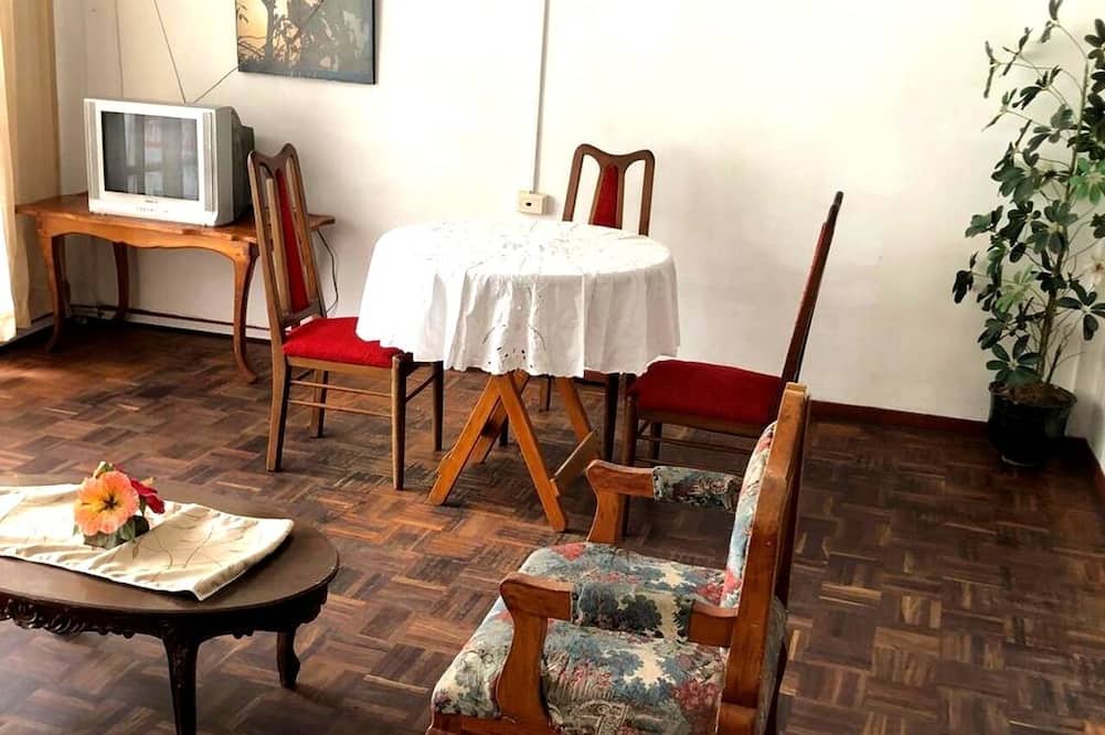 Ambato Apartment | One-bedroom French style apartment in downtown Ambato