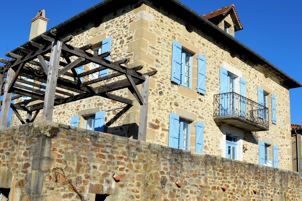 Sabadel-Latronquiere House | To wake up to the sound of birdsong