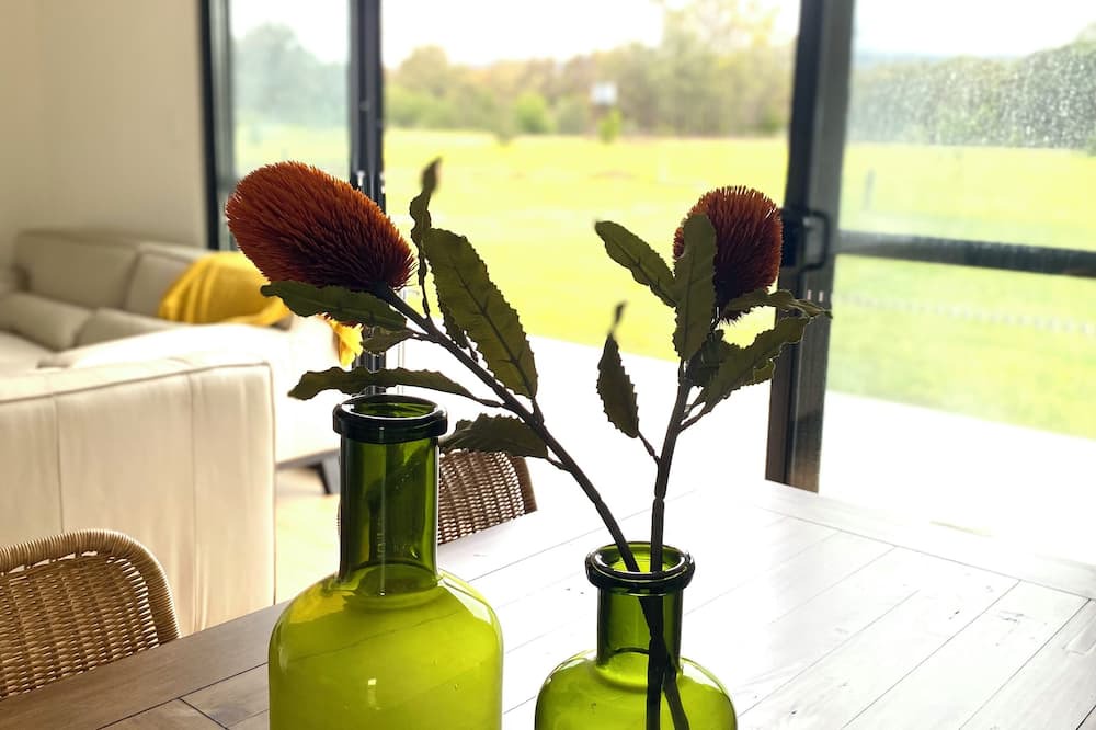 Halls Gap House | Grampians View Retreat - where style meets nature