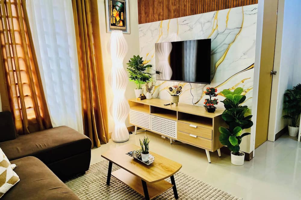 General Santos House | Bloomstone 2BR Family Suite in Gensan