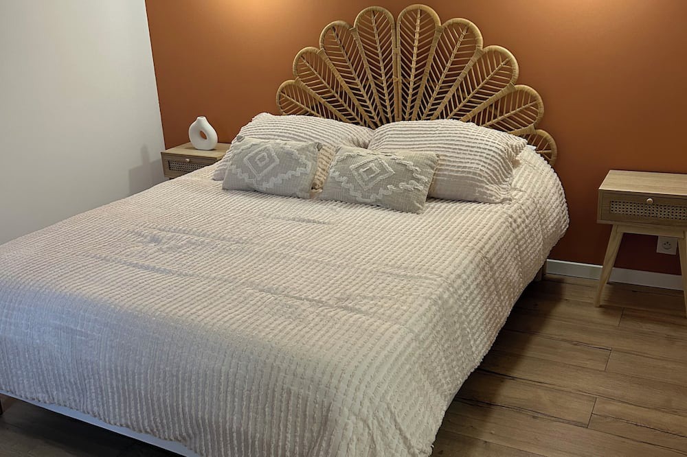 Montreuil Apartment | Appartement Balnéothérapie Avec Extérieur