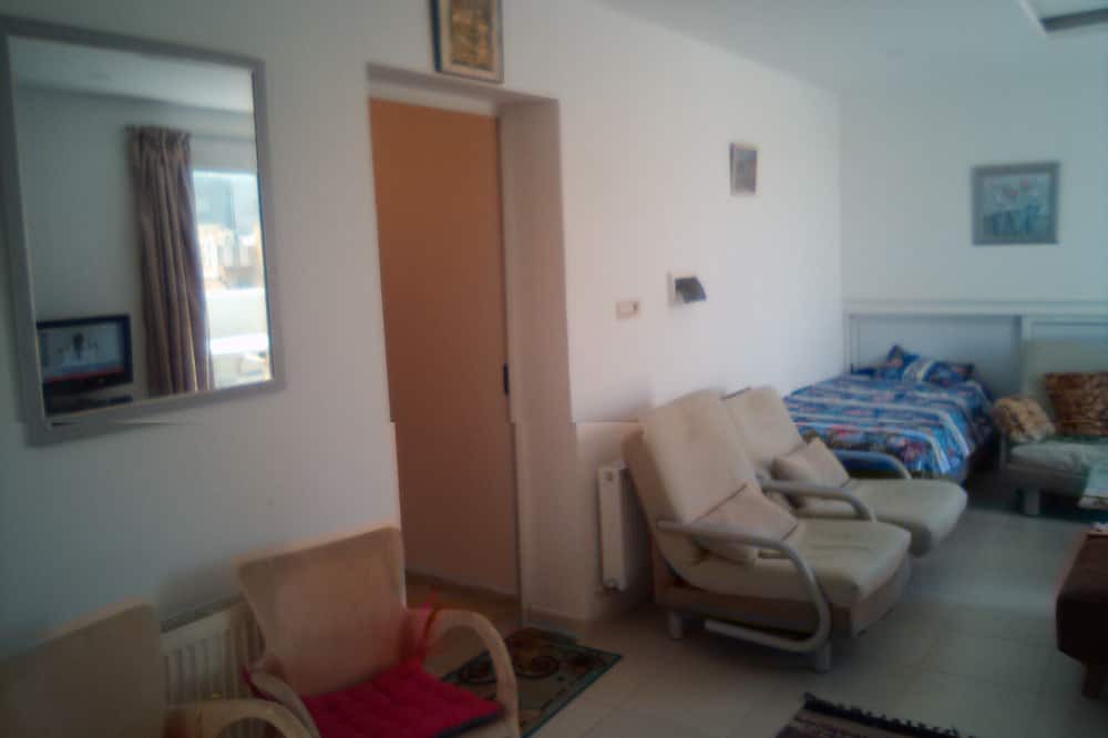 Hamma Apartment | Studio with double terrace 70m2 sea view 100m from the beach very pleasant