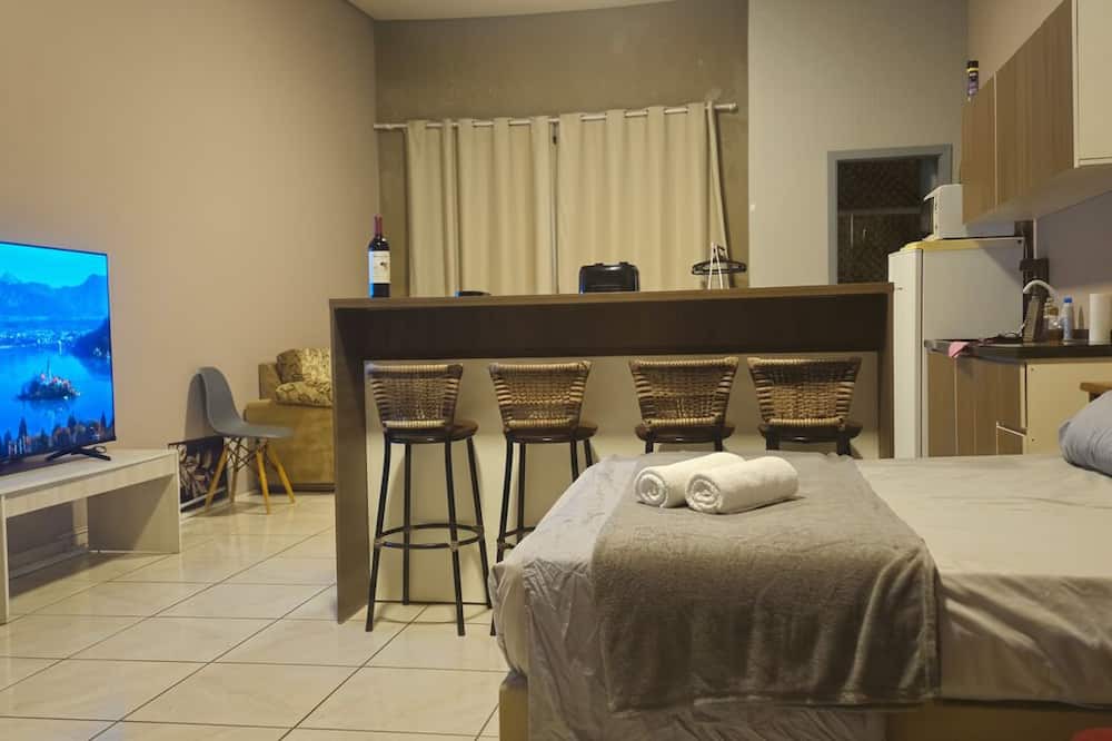 Gravatai Apartment | Studio with balcony, 500m from city hall.